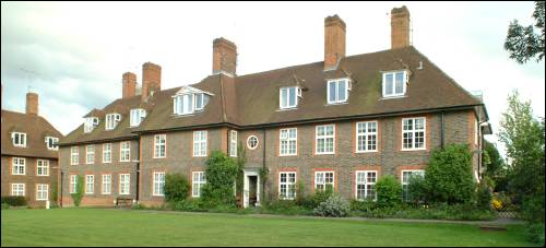 Southwood Court inside b